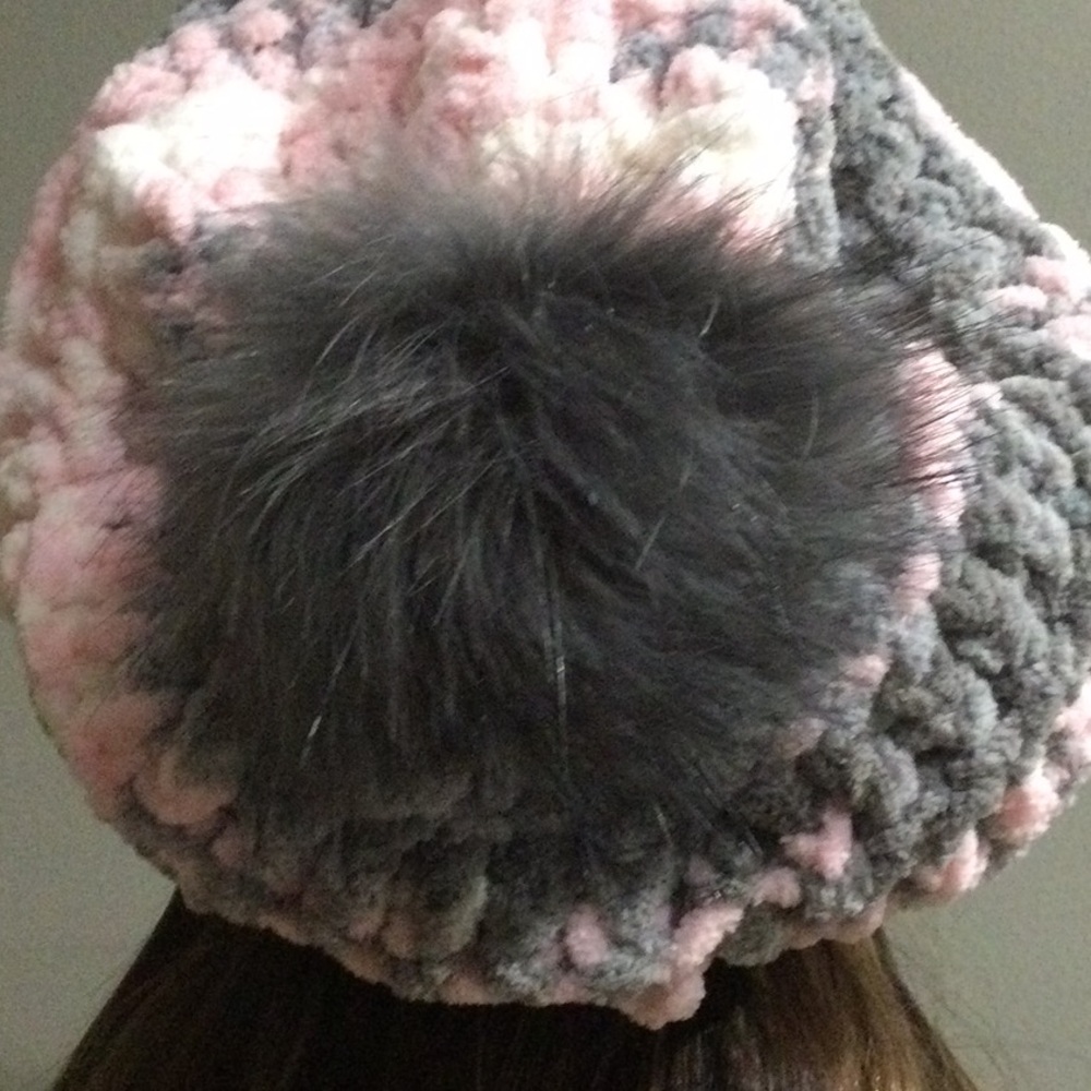 Handmade Chic Striped slouchy Beanie with Pom Pom - Picture 7 of 8